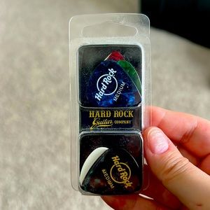 Set of 12 Hard Rock guitar company picks
